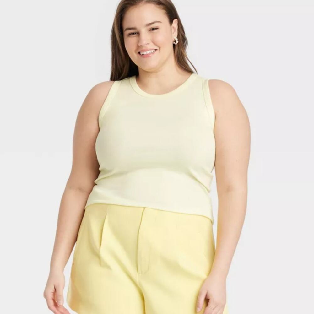 Universal Thread Solid Yellow Ribbed Tank Top NEW - Picture 3 of 7